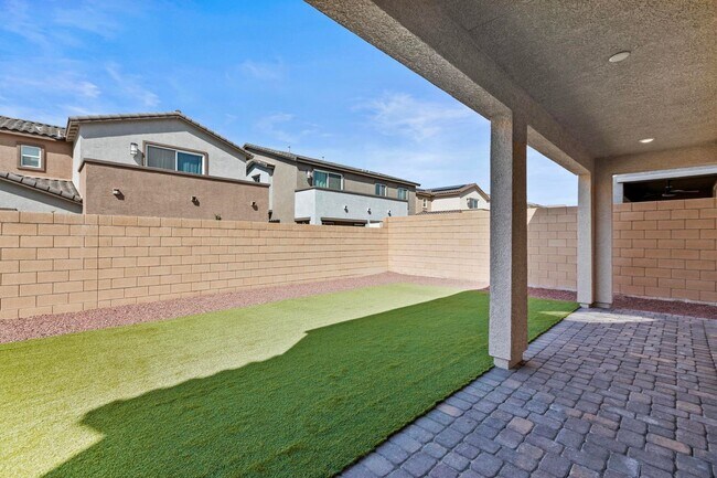 Building Photo - Desirable Inspirada Next-Gen Home! 4 Bedro...