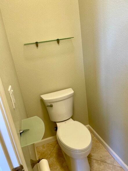 Master Bath Toilet Room - 9525 River Rose Way