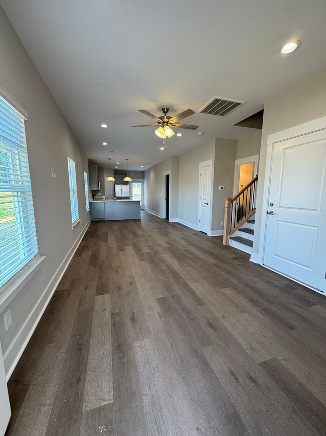 Building Photo - 103 Brawley Villas Pl