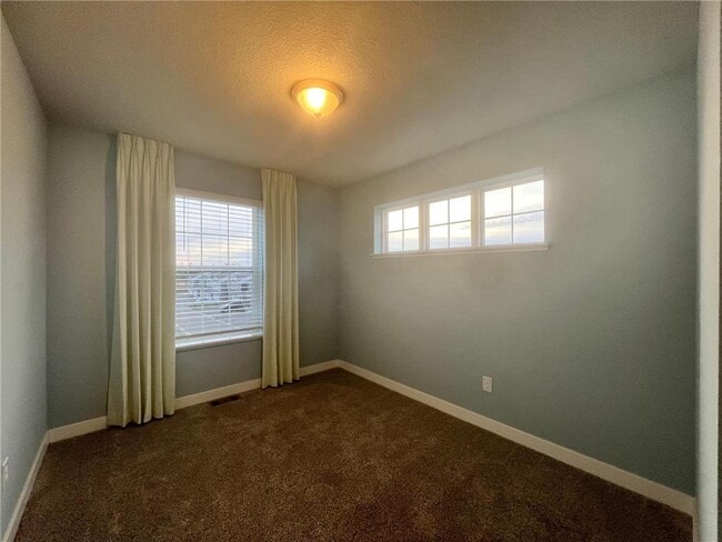 Building Photo - 3045 125th Ln NE