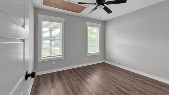 Building Photo - 1716 N Troup St