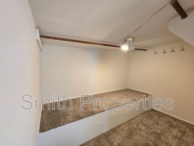 Building Photo - 1414 Manhattan Beach Blvd