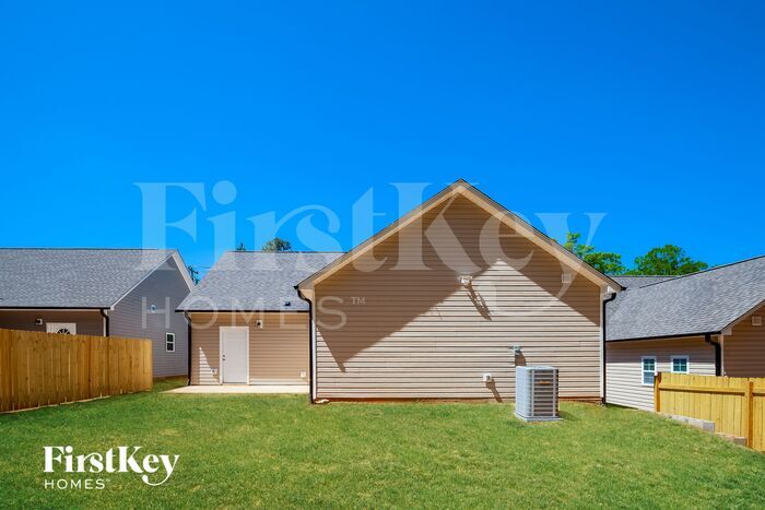 Building Photo - 5055 Tuckaseegee Rd