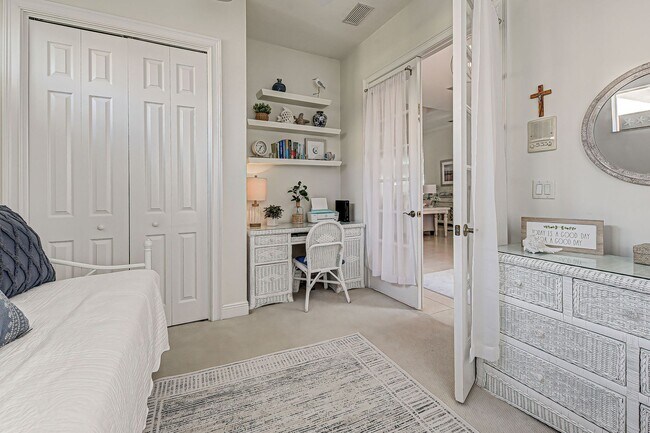 Building Photo - 3br/2ba Pool Home in Venetia