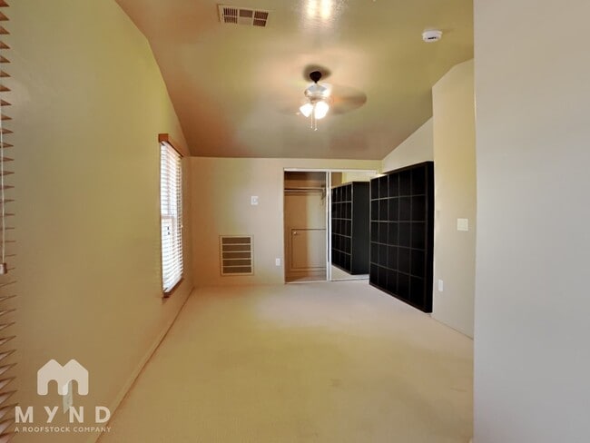 Building Photo - 4304 E Jasper Dr