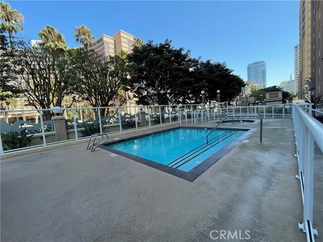 Building Photo - 388 E Ocean Blvd