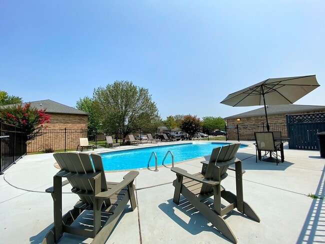 Building Photo - 108 Ballygar St