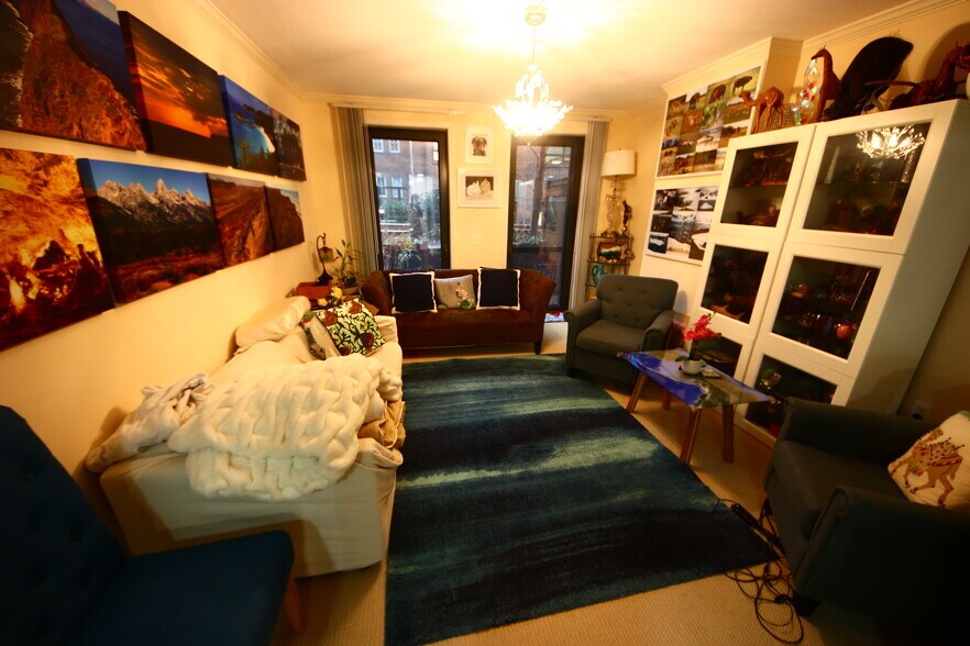 Building Photo - 631 D St NW