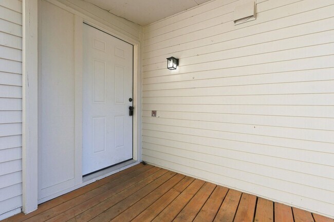 Building Photo - 4965 SW 152nd Ave