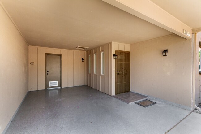 Building Photo - 2 Bedroom remodeled home in 55+ community ...