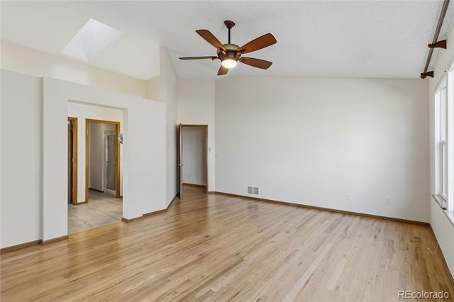 Building Photo - 5123 Red Oak Way