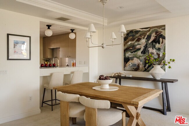 Building Photo - 11847 Gorham Ave