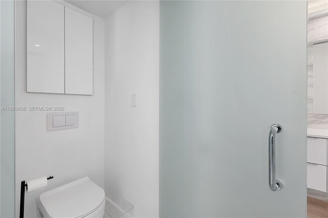 Building Photo - 401 Ocean Dr