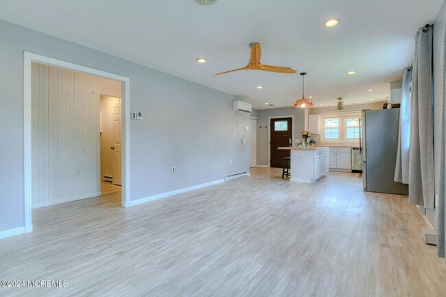 Building Photo - 35 Auburn St