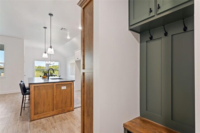 Building Photo - Brand New Home