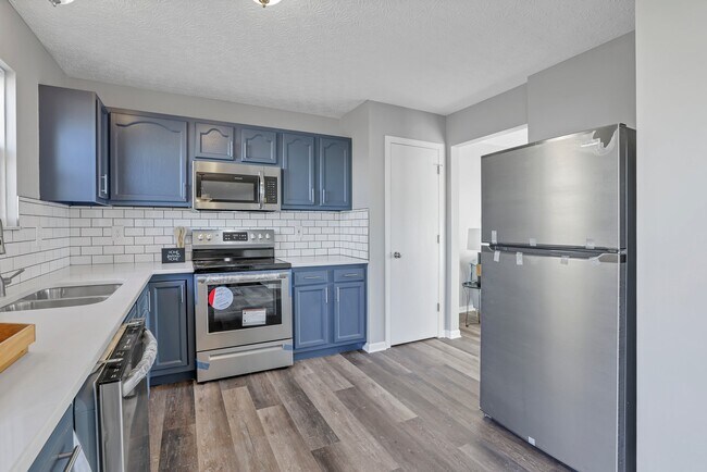 Building Photo - 8340 Crete Ln