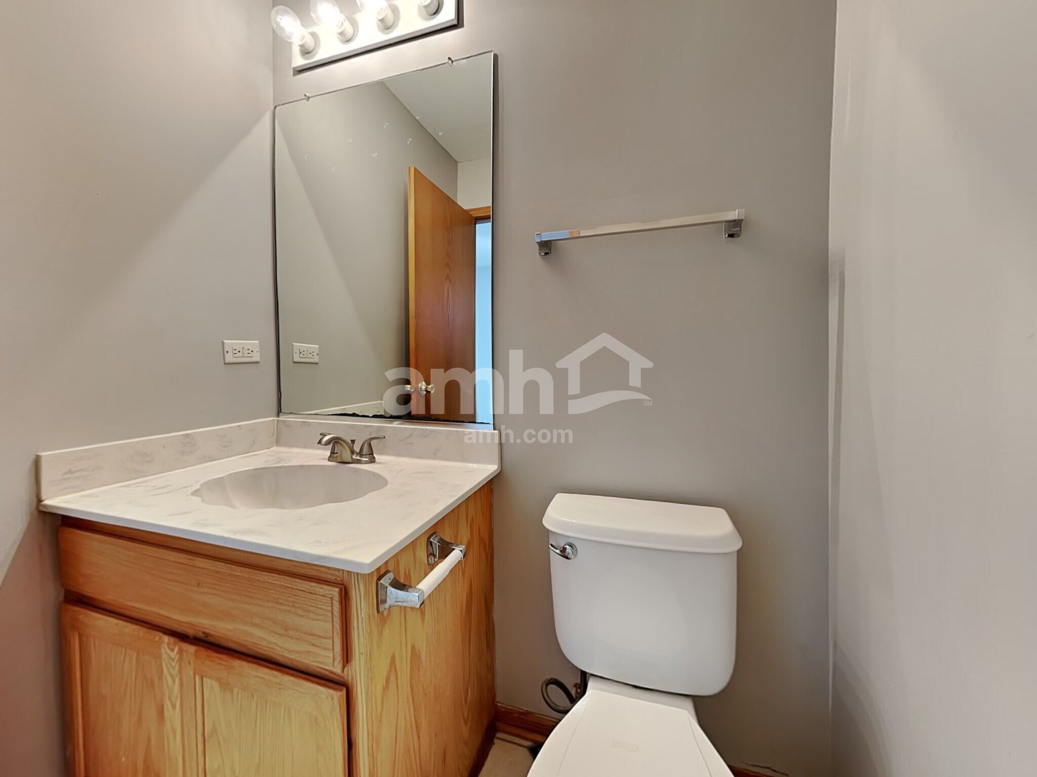 Building Photo - 4514 Skylark Ln