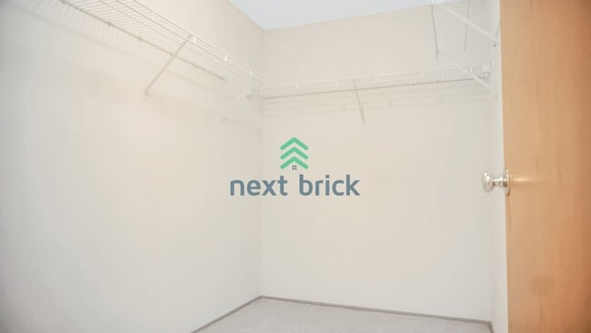 Building Photo - 3 Bed 2.5 Bath Townhouse Available for Rent!