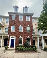 Building Photo - 334 Fountain Way
