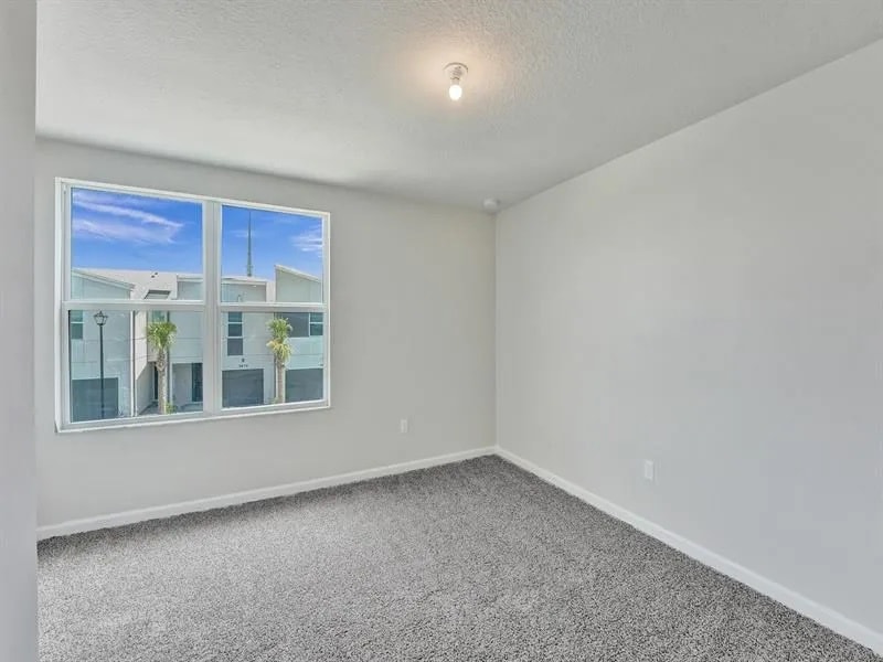 Building Photo - 5671 Enclave Dr