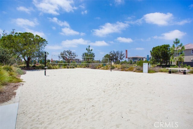 Building Photo - 198 Frame