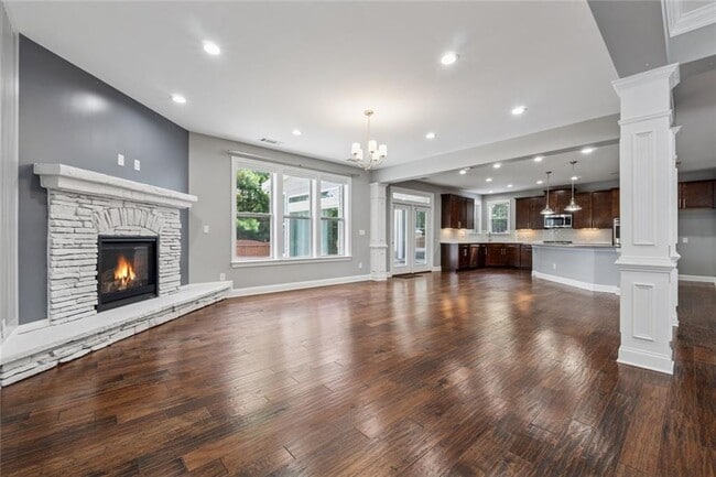 Building Photo - 655 Bell Creek Rd