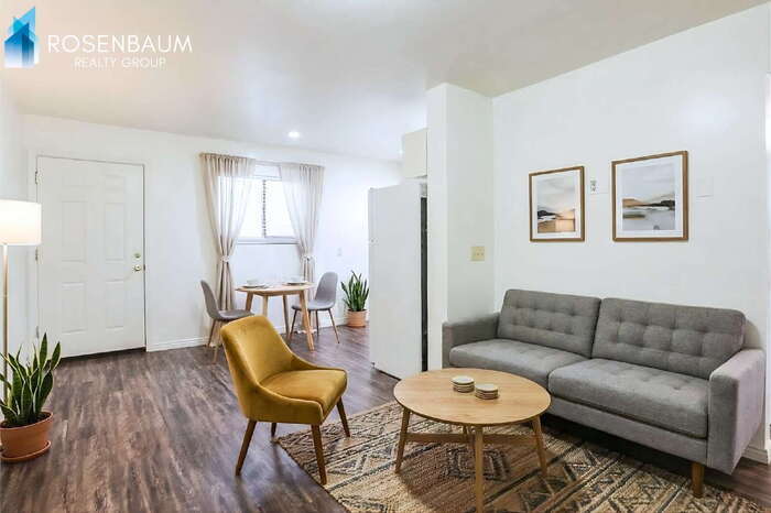 Building Photo - 770 N Dodge Blvd