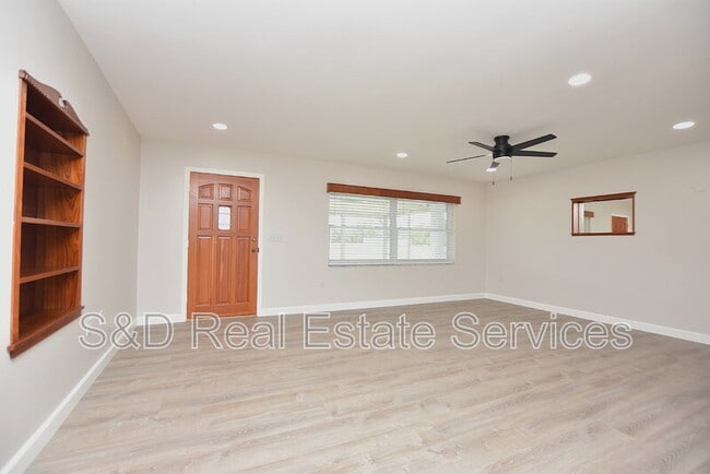 Building Photo - 3602 Bruton Rd