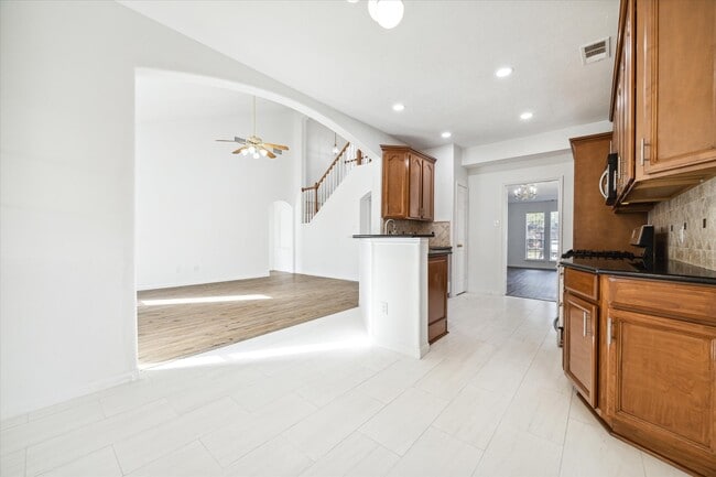 Building Photo - 4910 Sterling Crossing