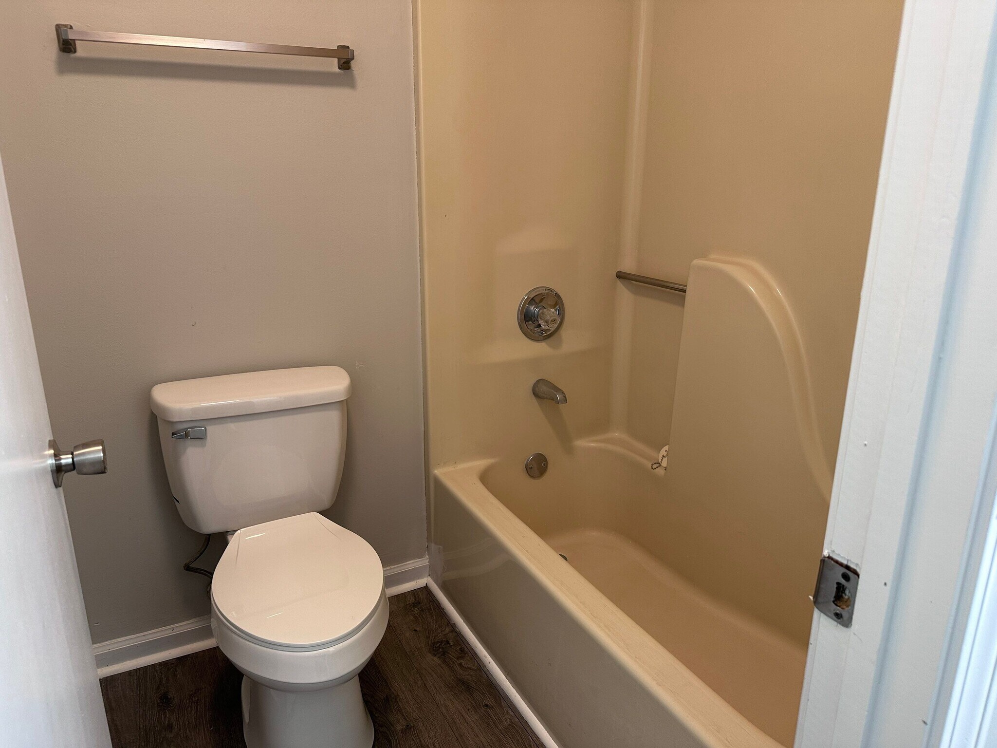 Building Photo - 378 W University Pky