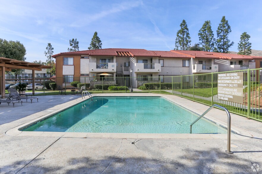 Monarch Terrace Apartments 23215 Ironwood Ave Moreno Valley CA 92557