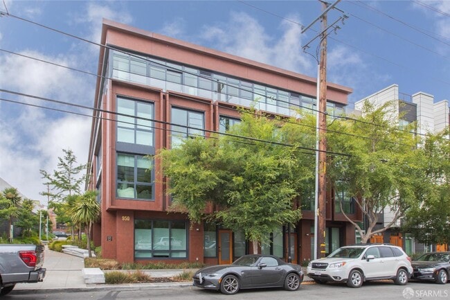 Building Photo - 950 Tennessee St