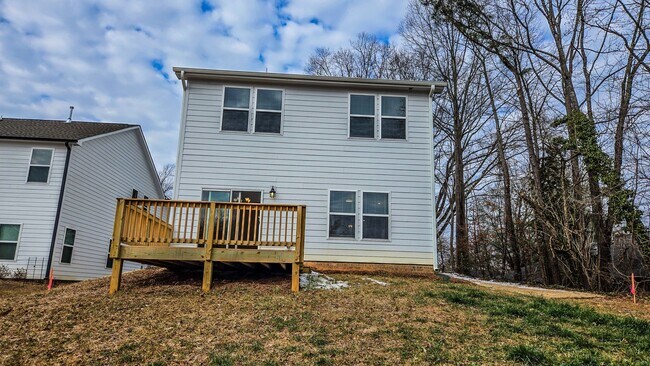 Building Photo - 1519 S Broad St