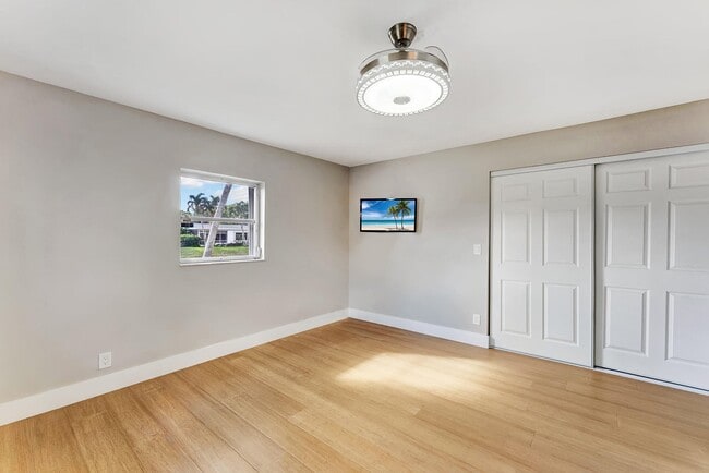 Building Photo - 14263 El Clavel Way