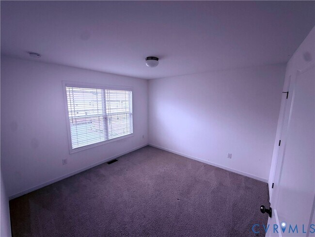 Building Photo - 11443 Hayloft Ln