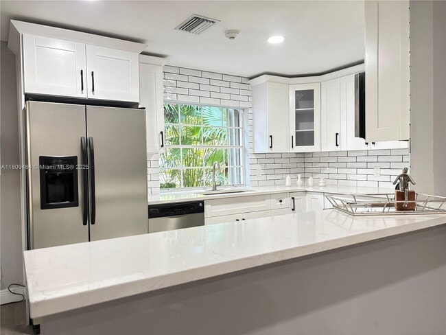 Building Photo - 1597 Springside Dr