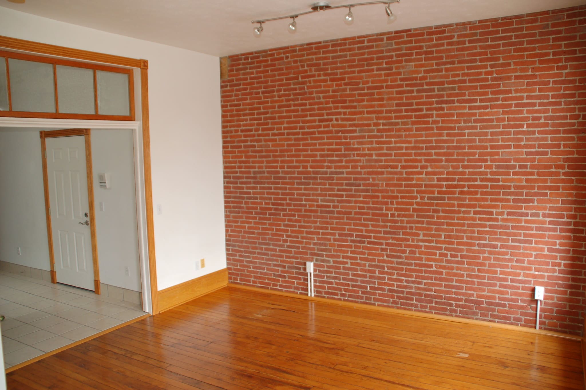Building Photo - 4738 Lorain Ave