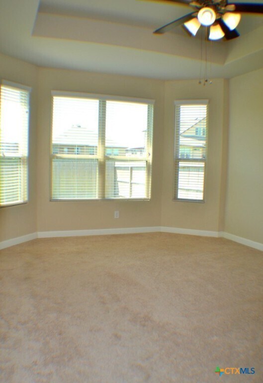 Building Photo - 3127 Pinecone Cove