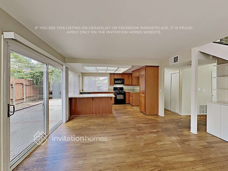 Building Photo - 458 Anacapa Cir