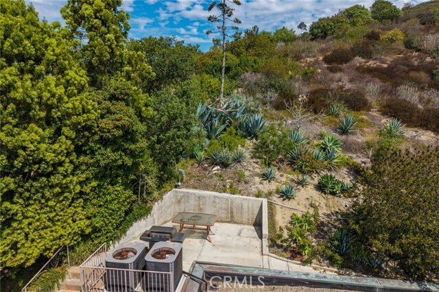 Building Photo - 6 Pacific Vista