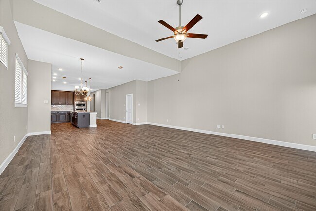 Building Photo - 302 Pure Parsley Path