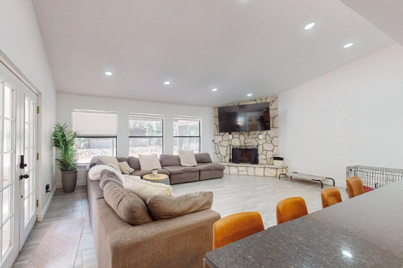 Building Photo - 115 Buckskin Loop
