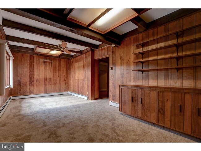 Building Photo - 181 Cranbury Rd