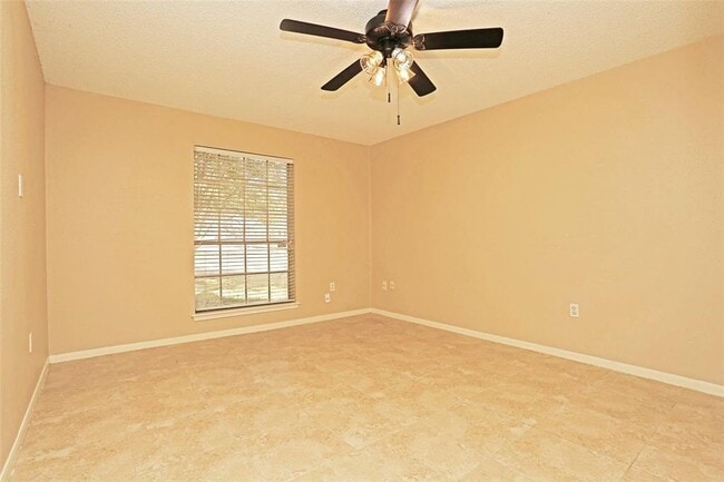 Building Photo - 21611 Cimarron Pkwy