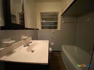 Building Photo - 1512 E Barton Ave