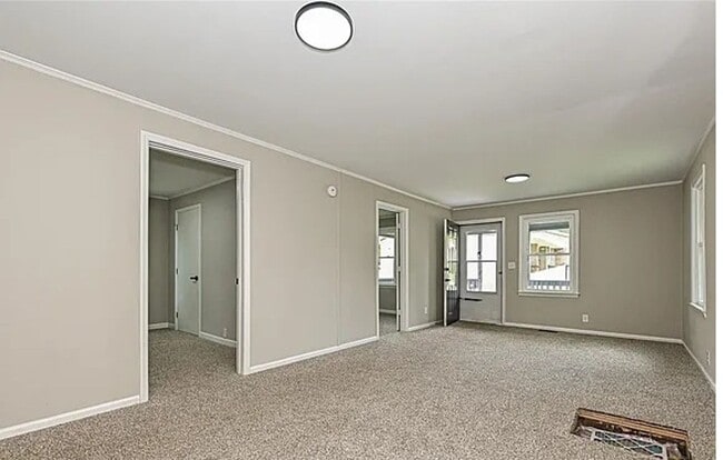 Building Photo - Charming 2-bed, 1-bath bungalow just steps from downtown Lincolnton!