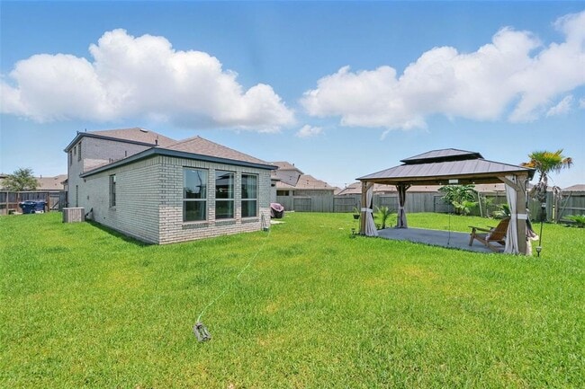 Building Photo - 13125 Sapphire Lake Ln