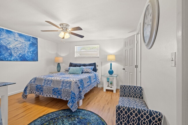 Building Photo - 7021 Sonata Dr