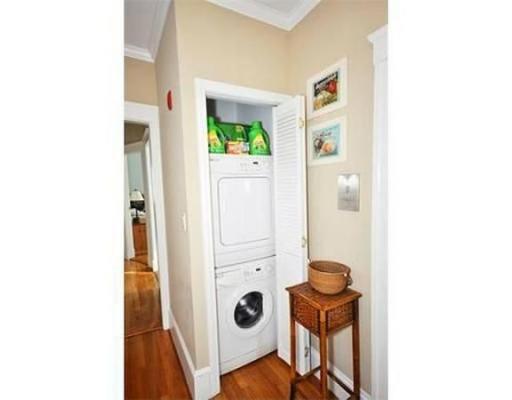 Building Photo - 231 Freeman St