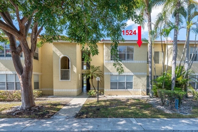 Building Photo - 731 Vista Isles Dr